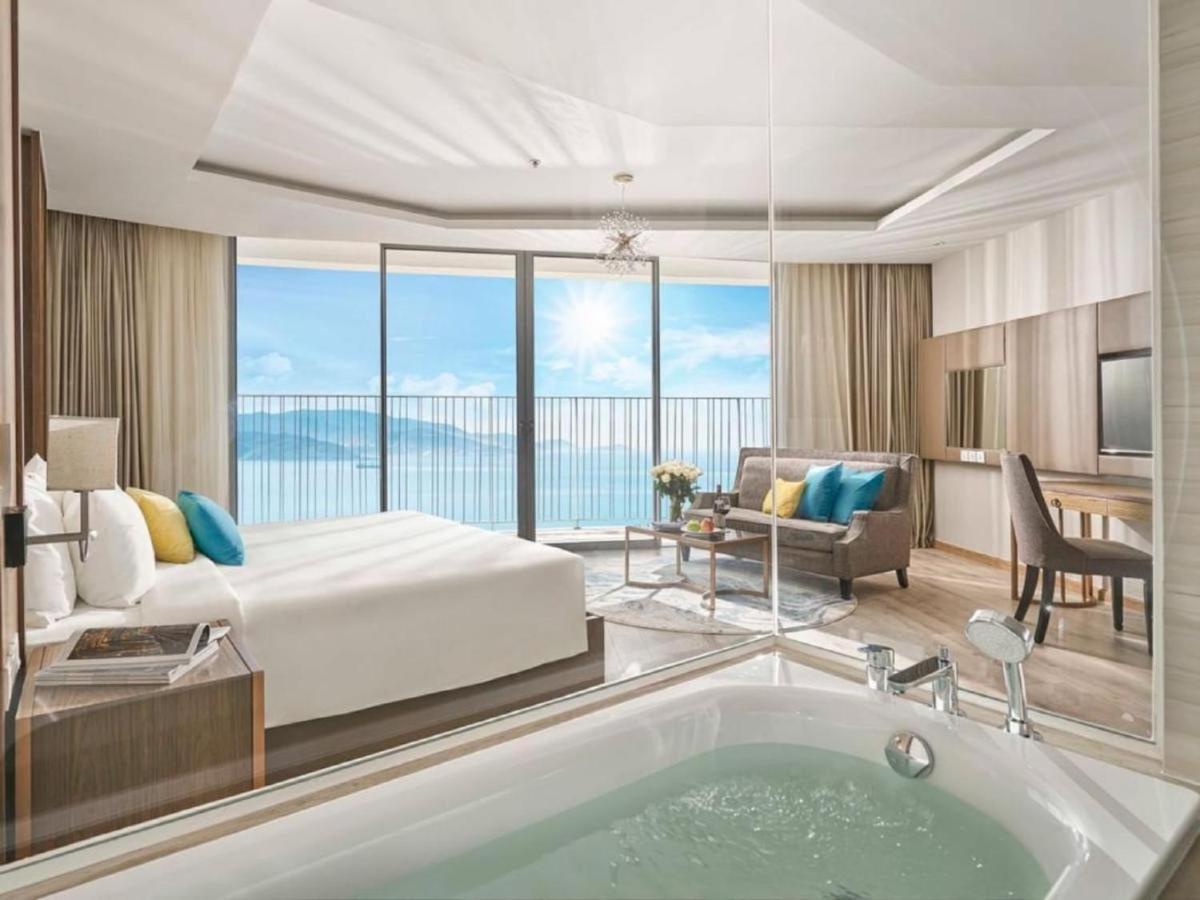 Panorama Lyn Beachfront Apartment На Транг Екстериор снимка