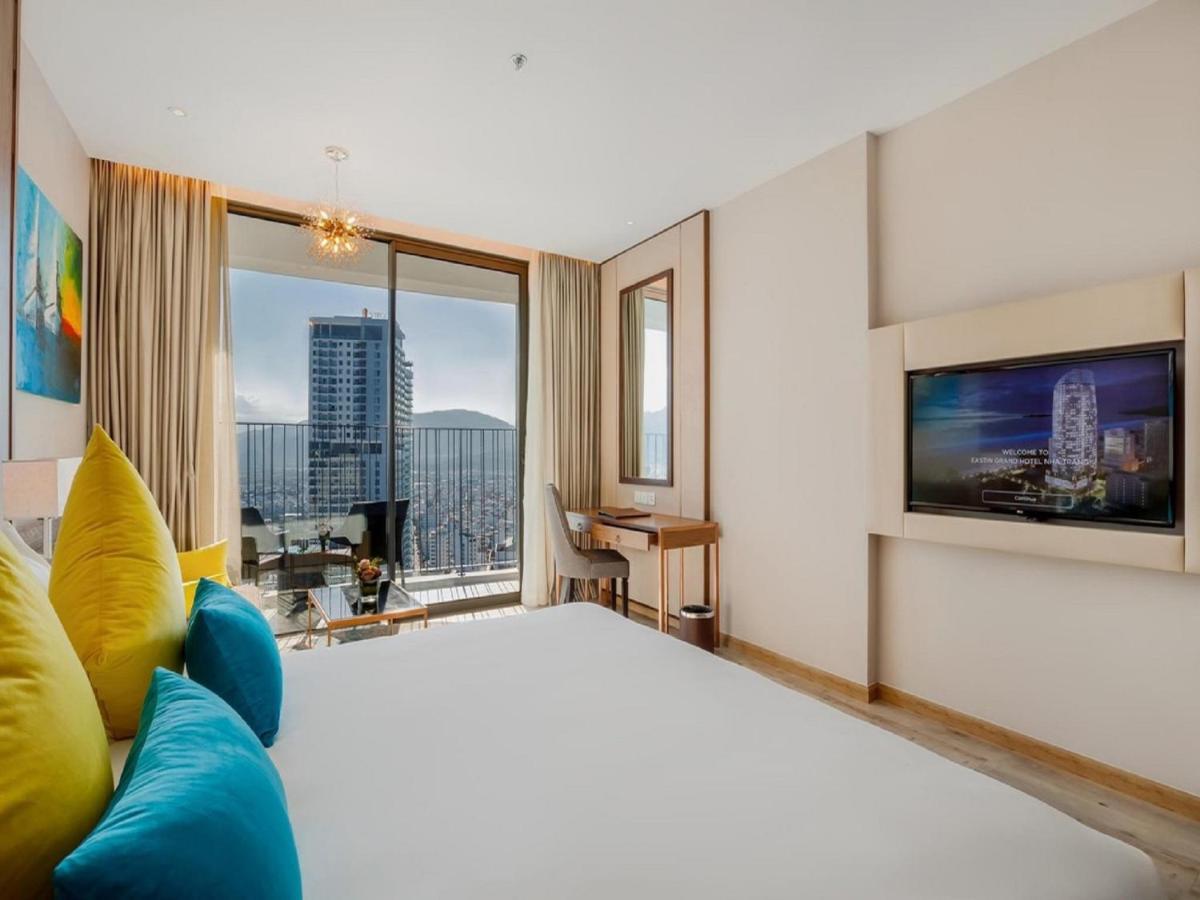 Panorama Lyn Beachfront Apartment На Транг Екстериор снимка